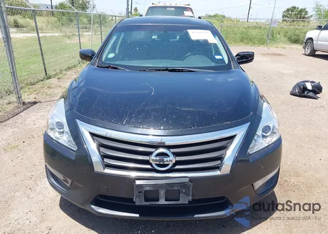 2015 Nissan Altima 2.5 S из США, поврежденный, VIN 1N4AL3AP8FN865020